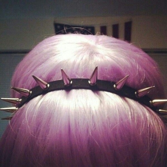 Meet your Posher, Karina - Picture 1 of 1